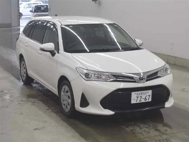 Toyota Corolla Fielder NRE161G 2018